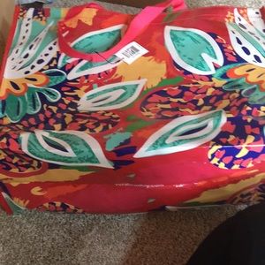 Vera Bradley market tote
